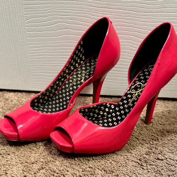 Jessica Simpson- Josette Hot Pink Peep-Toe Heels. - Picture 1 of 7